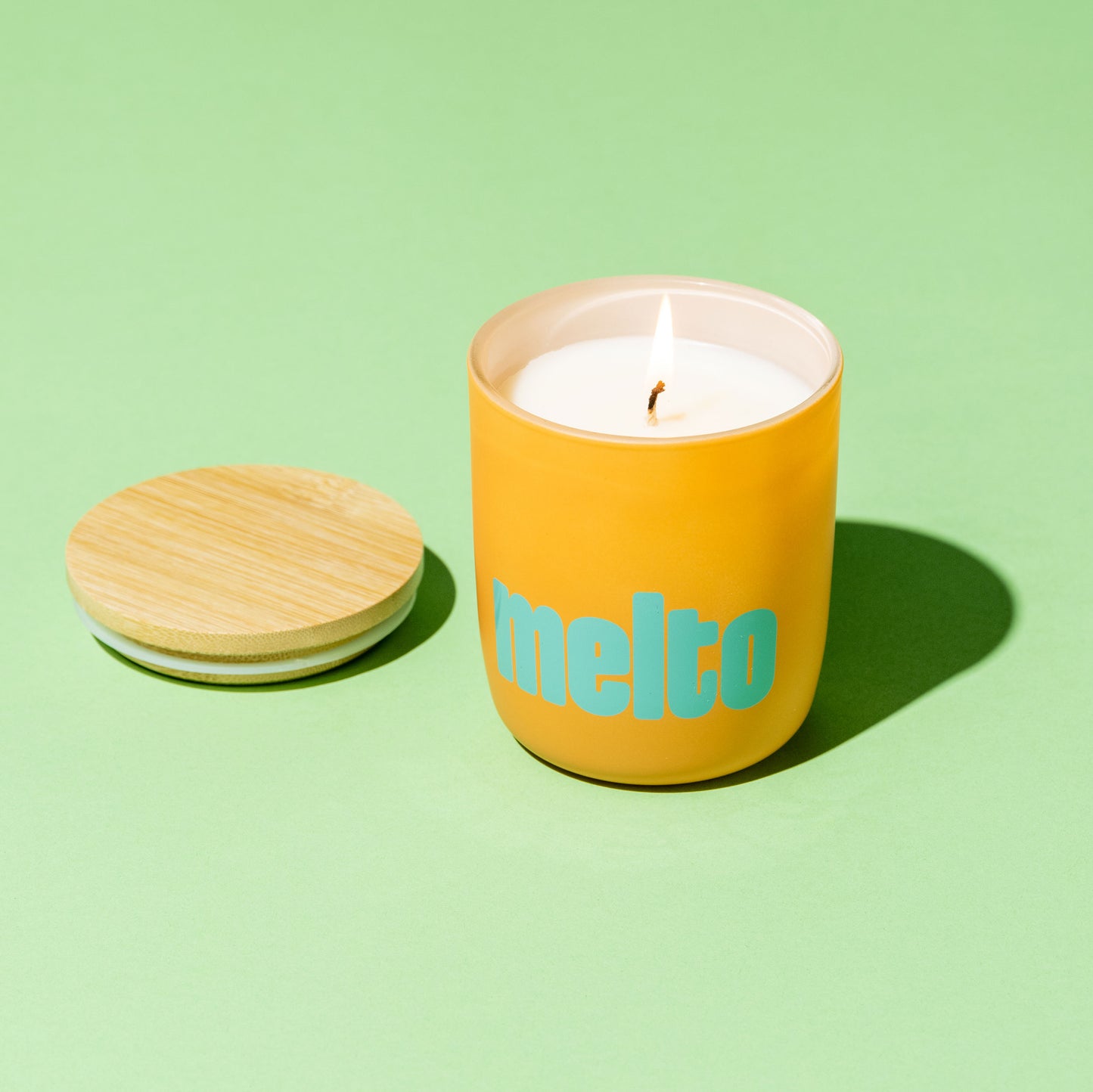 MeltOUT Candle